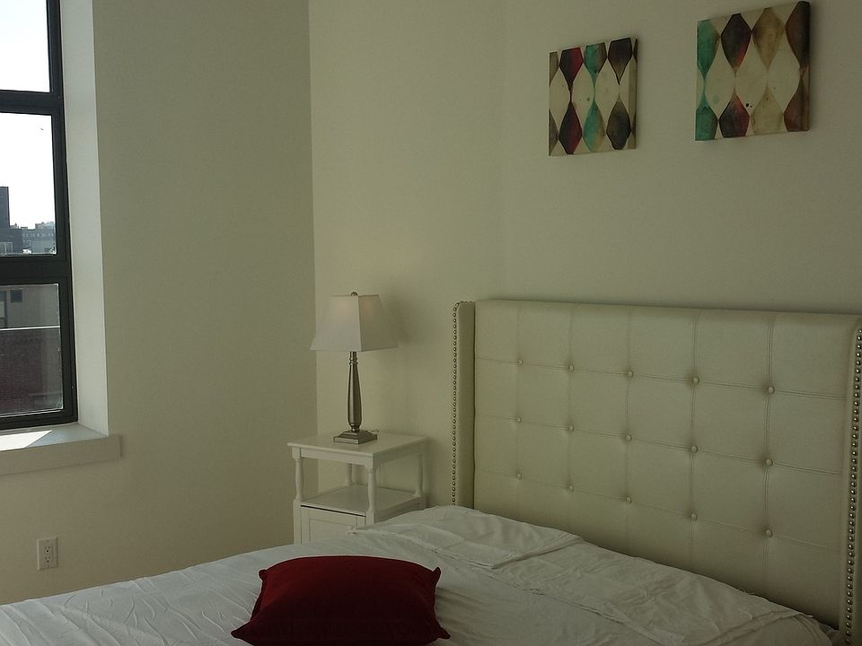2nd image of 573 Metropolitan Ave APT 2B