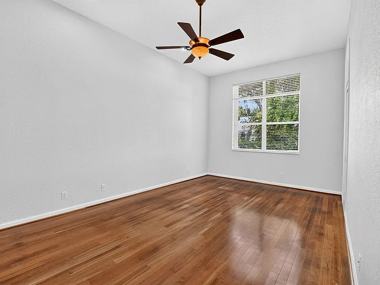5346 Vallejo Ter — Photo 10