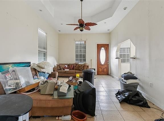 2nd image of 3424 Toledano St
