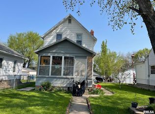 125 16th Ave, East Moline, IL 61244
