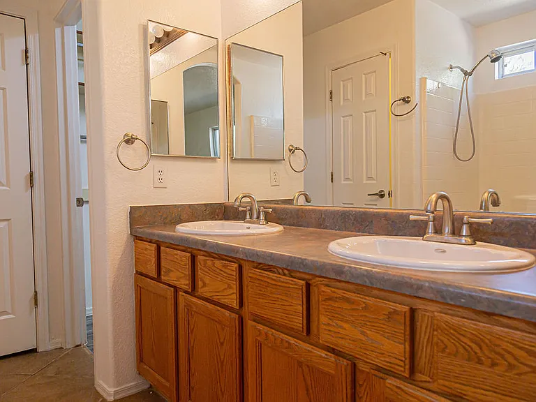 5436 W Dove Of Peace Dr — Photo 7