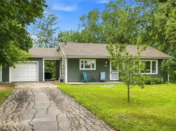28 Kelson Ave S, Grimsby, ON L3M 4C3