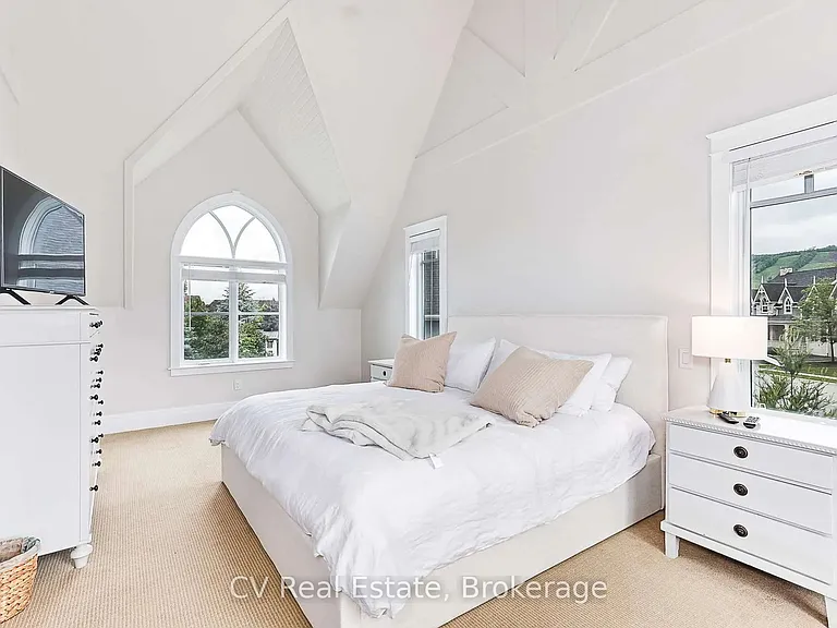 141 Snowbridge Way — Photo 31