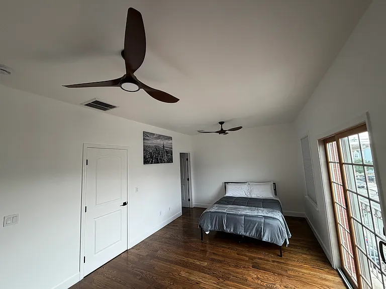 192 Arlington Ave #2 — Photo 18