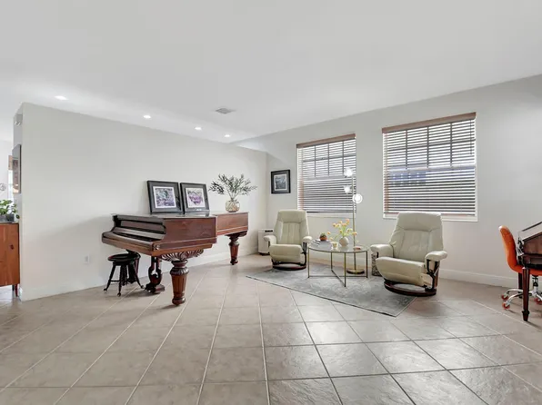 1273 Gembrook Court, Royal Palm Beach, FL 33411