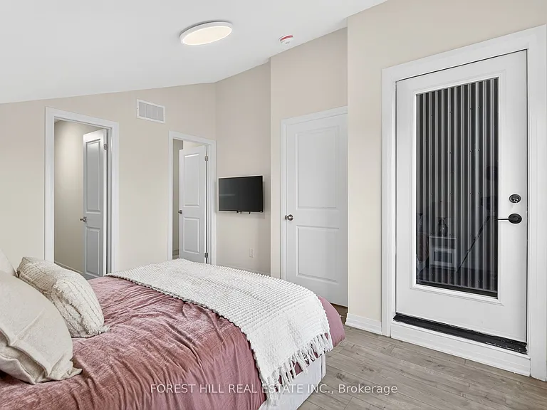 52 Albright Ave #D — Photo 22