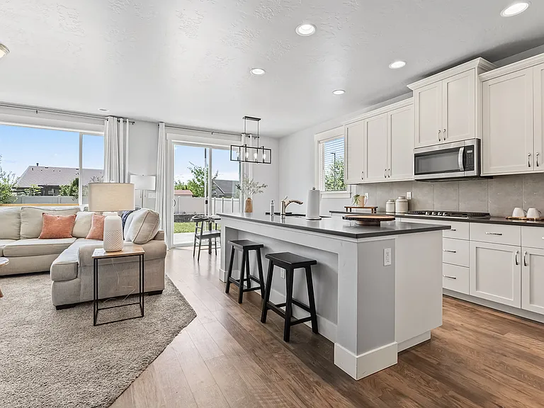 5983 W Los Flores Dr — Photo 52