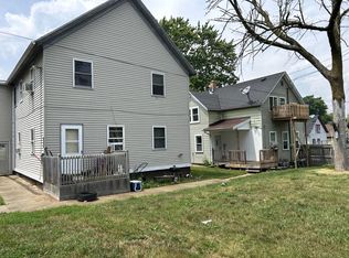 922 Elm St #924, Racine, WI 53403