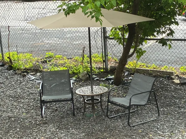 (undisclosed Address), Syracuse, NY 13208