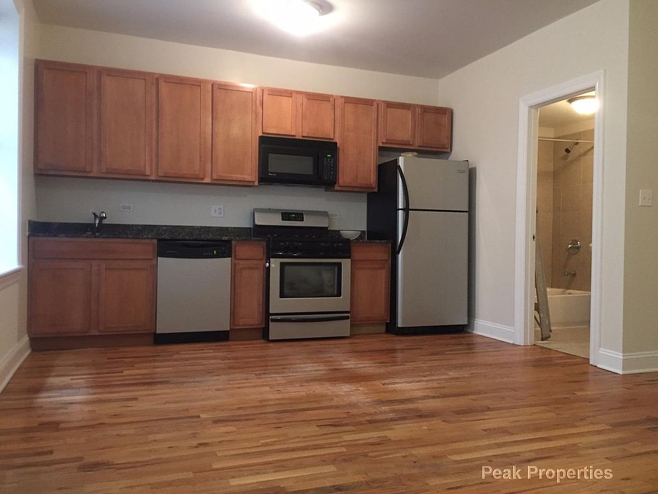 1st image of 1200 W Pratt Blvd APT 315