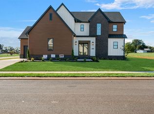 7223 Station Dr, Bowling Green, KY 42104