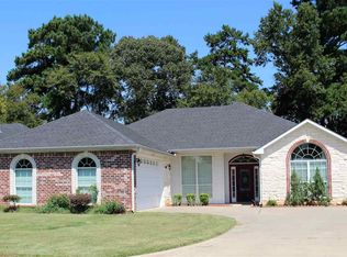 3611 Longmorn Ln, Longview, TX 75604