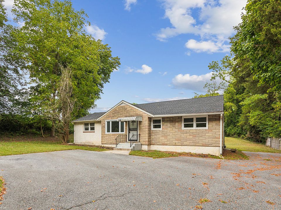 1st image of 561 Delsea Dr