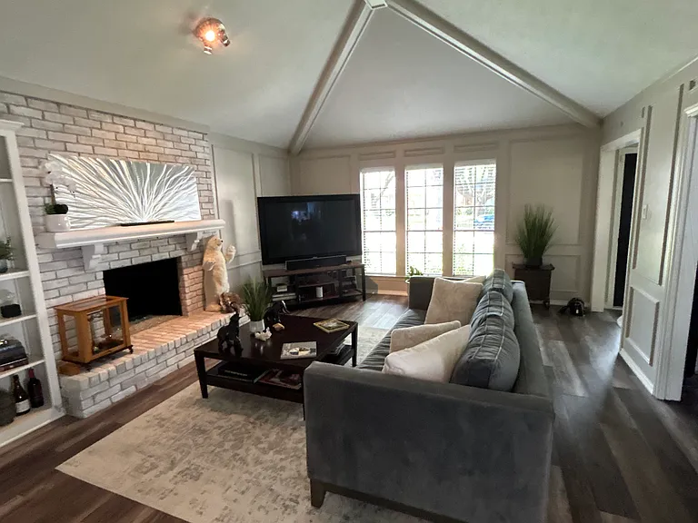 6014 Daven Oaks Dr — Photo 2