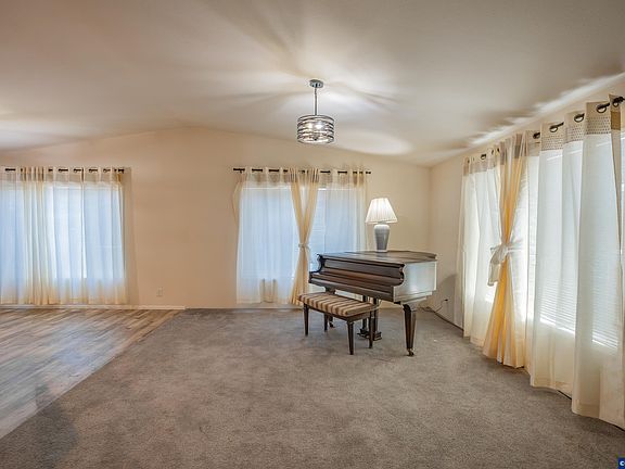5th image of 200 Market St #280