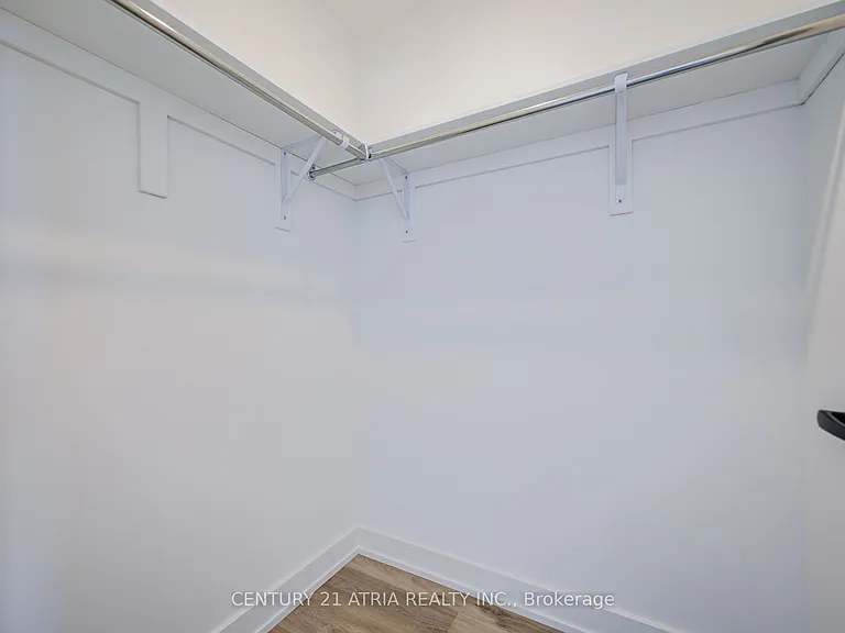 2475 Old Bronte Rd #804 — Photo 42