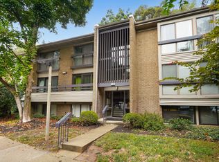 2102 Green Watch Way UNIT 301, Reston, VA 20191