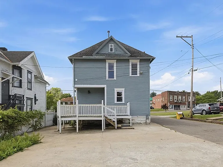 174 Marion Ave — Photo 19