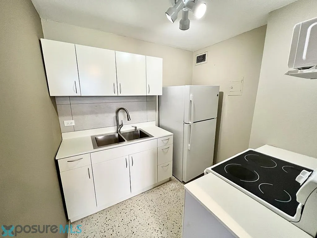 Concordia Gardens I (Condominio) — Photo 4