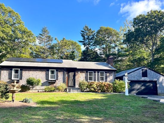8 Jib Way, Barnstable, MA 02630