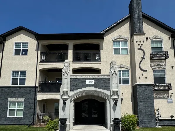 120 Phelps Way #B, Saskatoon, SK S7V 0K3