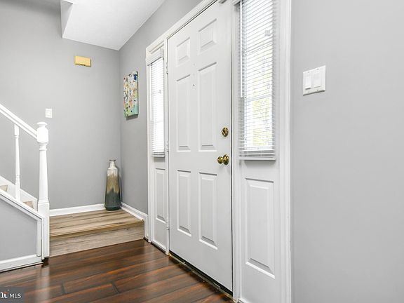 2nd image of 8755 Country Ln