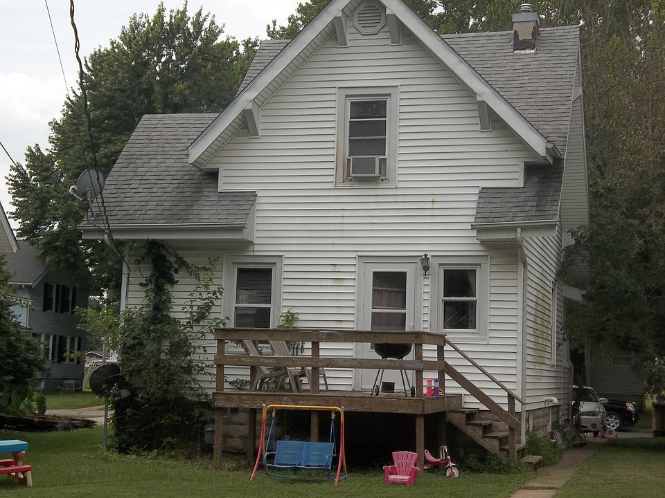 2nd image of 935 N Charles St