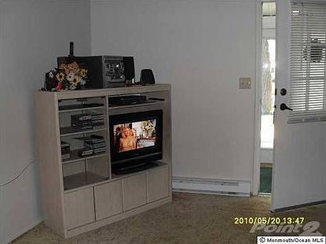 5th image of 643D Plymouth Dr