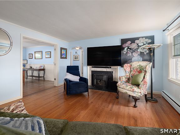 3rd image of 175 Pleasant View Road