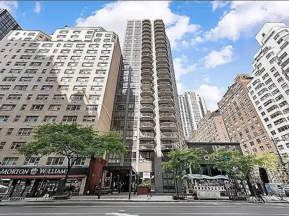 360 East 57th Street 3B image 13 of 13