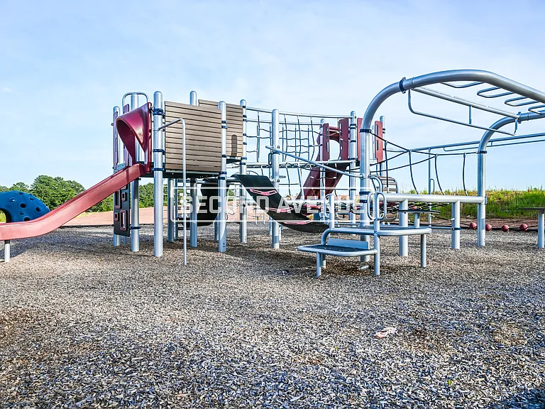 267 Limestone Cir — Photo 25