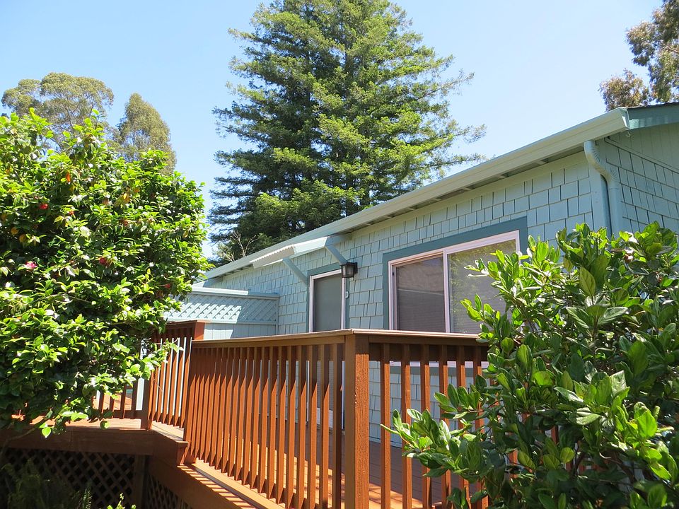 Deck and entry to unit