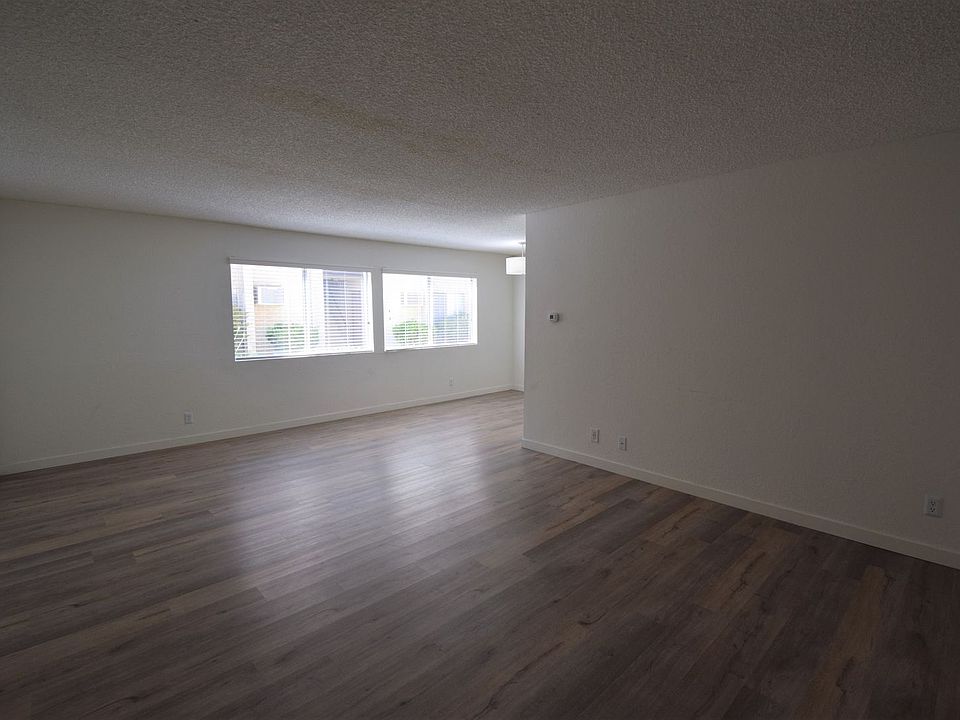 24411 Newhall Avenue Apartment Rentals Newhall, CA Zillow