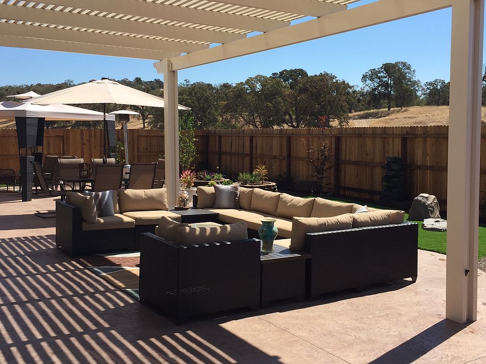 Open pergola 
