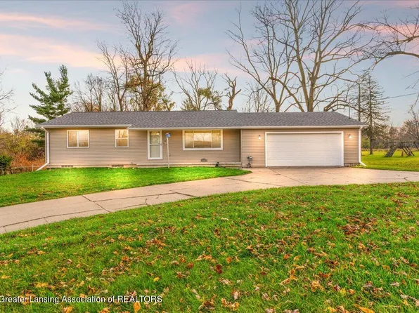 4909 W Willow Hwy, Lansing, MI 48917