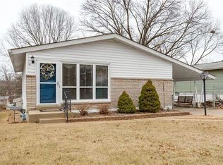 551 Aspen Dr, Saint Louis, MO