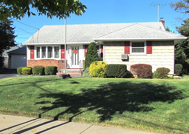 1st image of 1733 Taft Ct