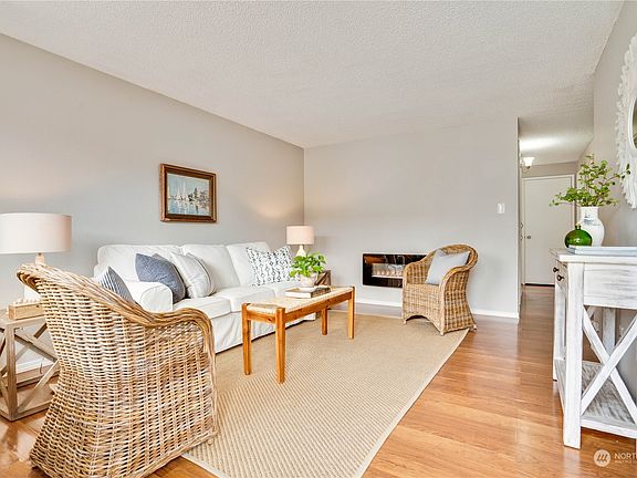 4th image of 5015 N McBride Street