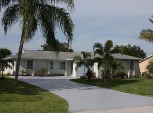 1031 SE Spinnaker Ave, Port Saint Lucie, FL 34983