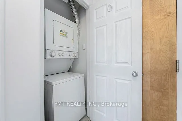 550 Front St W #427 — Photo 20