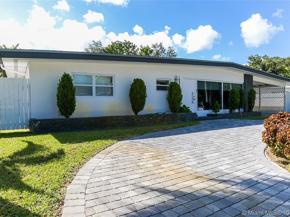 F0BE775A-1869-4E4D-9CCA-4D2ED6F1163A