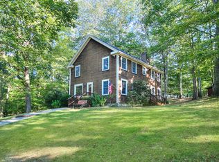 4 Bristle Ln, Sandy Hook, CT 06482