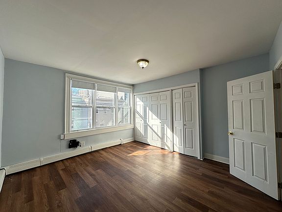 4th image of 174 Hopkins Ave #3E