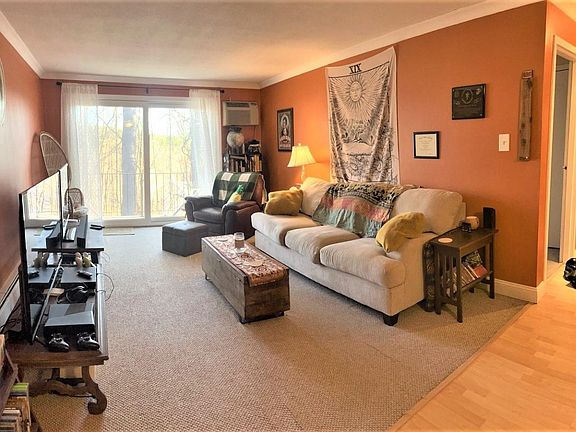 2nd image of 3 Pembroke Drive #20