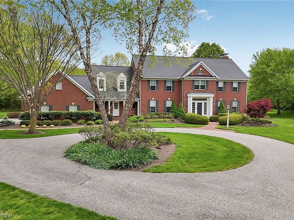 1st image of 14745 Stonehedge Dr