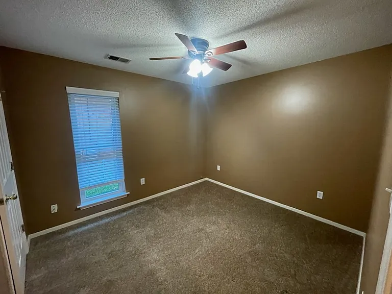 7691 Lilly Ln — Photo 7