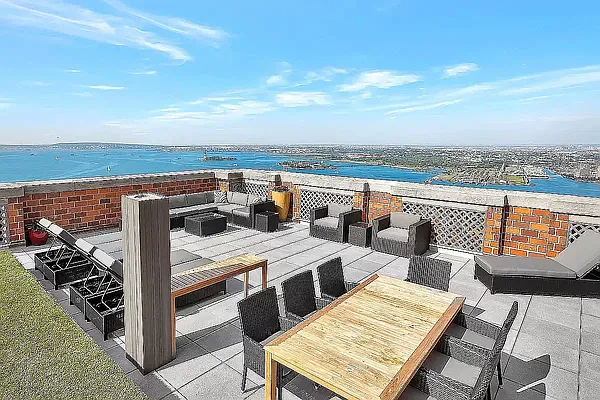 Rented by New York Residence | media 37