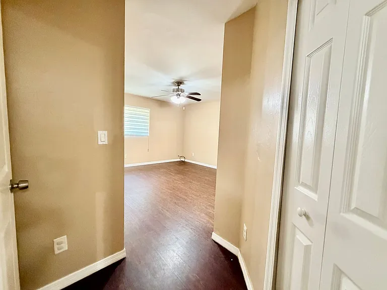 346 Bell Blvd S — Photo 19