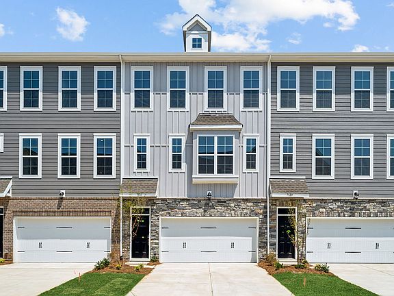 2nd image of 7116 Brookview Ln