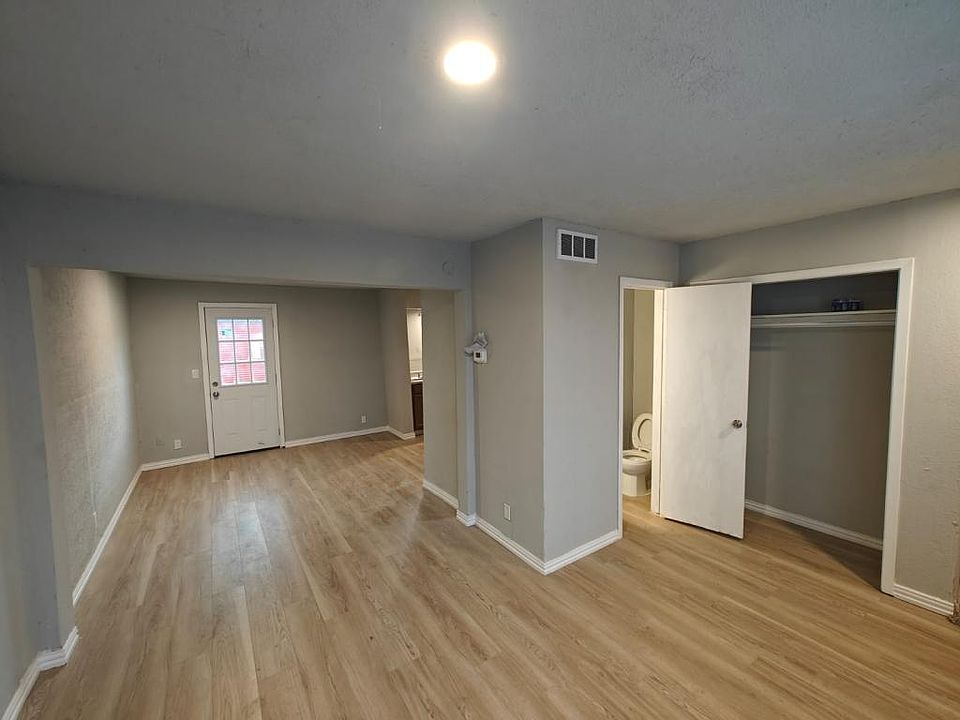 1st image of 811 N Spears St #111
